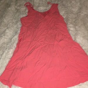 Coral v neck dress with pockets!!